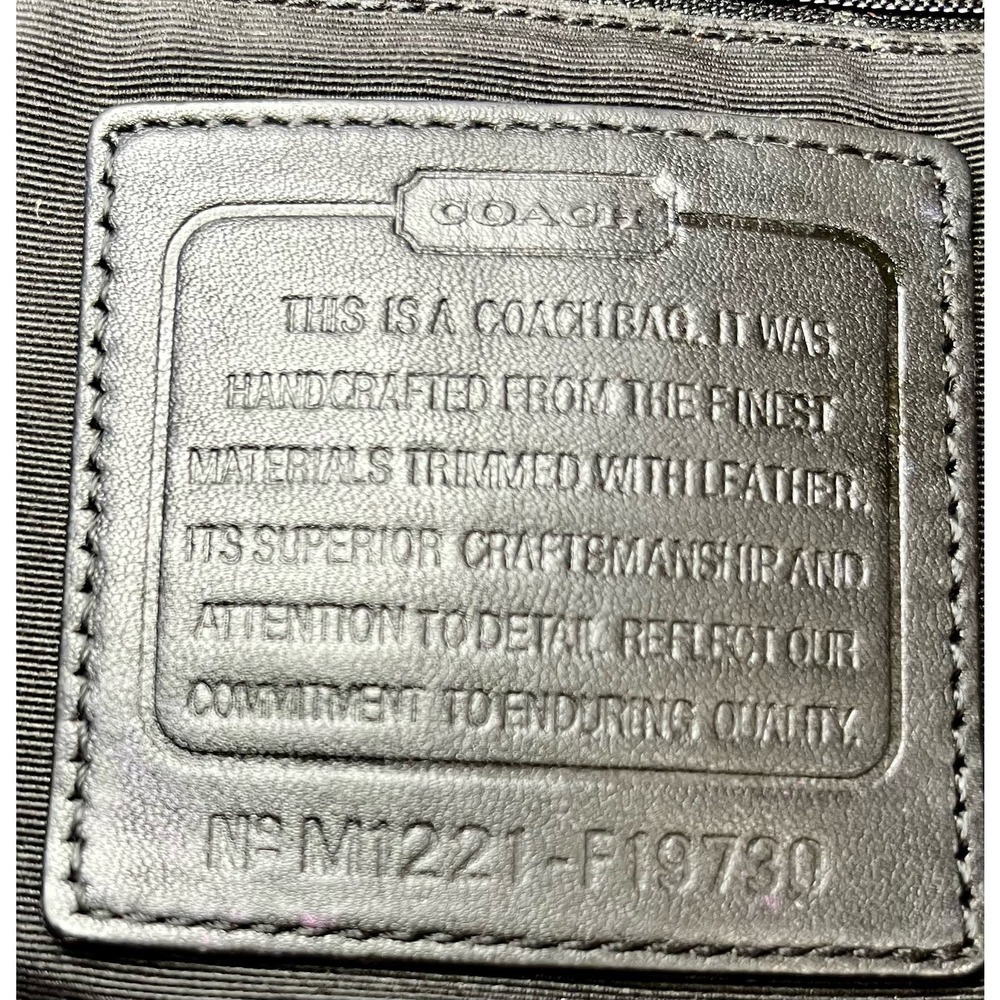 Coach F19730 Signature Chain Crossbody Bag - Picture 5 of 9